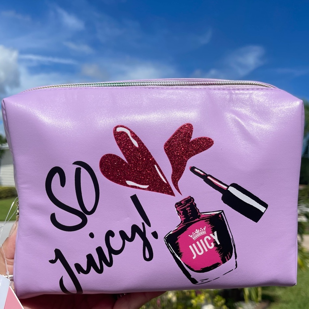 JUICY COUTURE PU Cosmetic Bag With So Juicy! Nail Polish Graphic